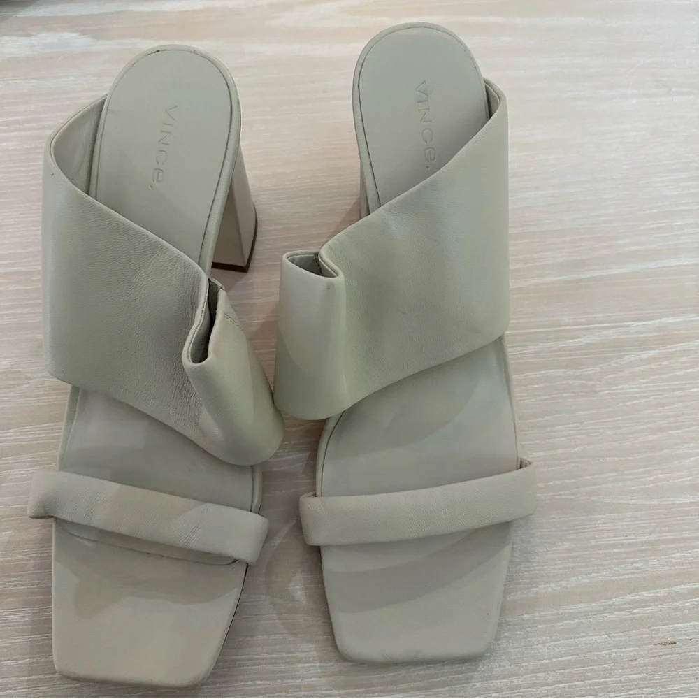 NEW Vince Nessia‎ Sandal Block Heel Off White Leather Women's 11 MSRP $325